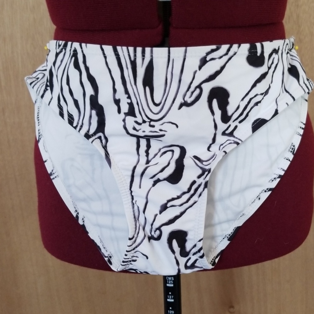 sz M  Bandeau Bikini - Picture 4 of 8